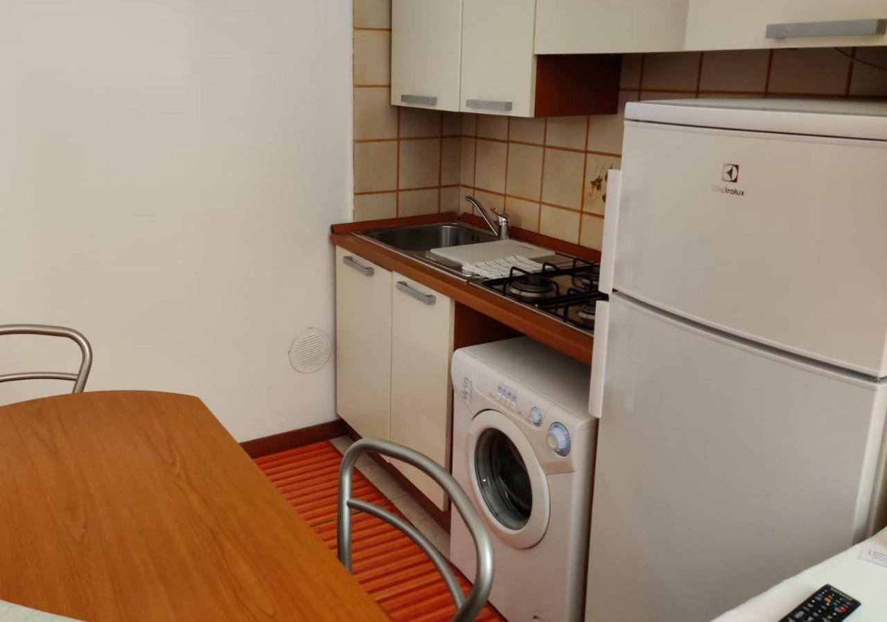 Suite Fiera Milano City Exterior foto